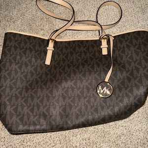 Michael kors purse